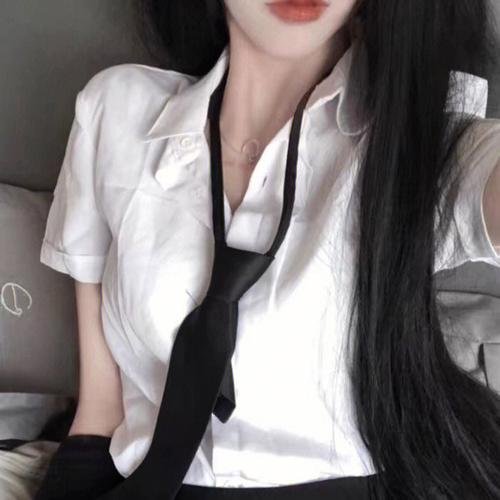 待业六年归来仍是女王